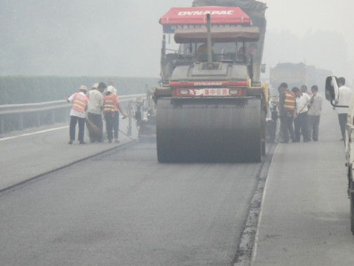 ยางมะตอยดัดแปลงด้วยโพลีเมอร์ Asphalt Driveway Paving Additive Anti Rut