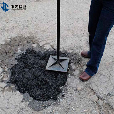 การบำรุงรักษาพื้นผิวถนนแอสฟัลต์ เม็ดดำ Cold Asphalt Premix Asphalt Patch