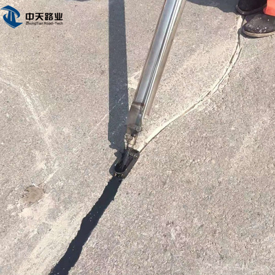 Hot Tarmac Asphalt Sealer บนคอนกรีต Crack Filler Bitumen Sealant Msds